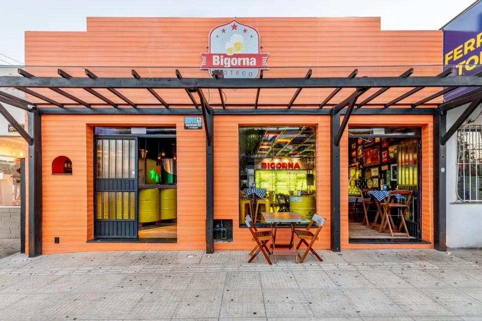 Fachada de obra comercial realizada pela Boni
